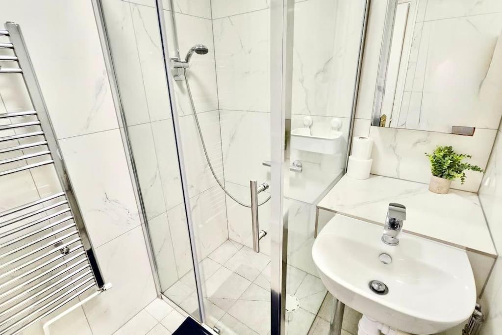 185 Lanark Properties London Ngoại thất bức ảnh